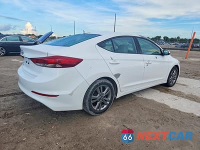 Trzecie zdjęcie samochodu z tyłu: 2017 HYUNDAI ELANTRA SE VIN:5NPD84LF8HH056882 - miniatura