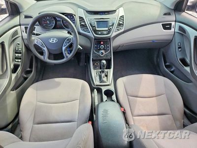 Zdjęcie 8 z 12 samochodu: 2016 HYUNDAI ELANTRA SE VIN:5NPDH4AE9GH660644 - miniatura