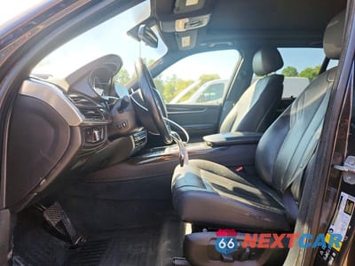 Zdjęcie 7 z 13 samochodu: 2017 BMW X5 XDRIVE35I VIN:5UXKR0C58H0U50575 - miniatura