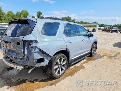 Trzecie zdjęcie samochodu z tyłu: 2025 HONDA PILOT TOURING VIN:5FNYG1H72SB126953 - miniatura