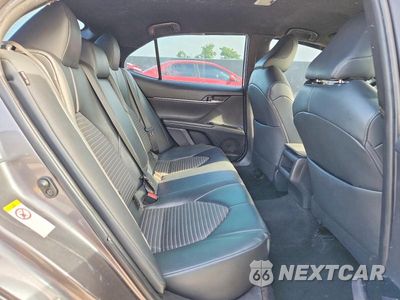 Zdjęcie 10 z 12 samochodu: 2018 TOYOTA CAMRY SE VIN:4T1B11HK5JU664169 - miniatura