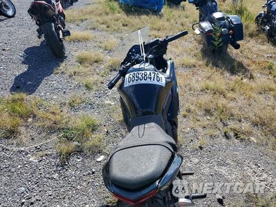 Zdjęcie 6 z 9 samochodu: 2012 KAWASAKI EX650 EC VIN:JKAEXEE15CDA06189 - miniatura