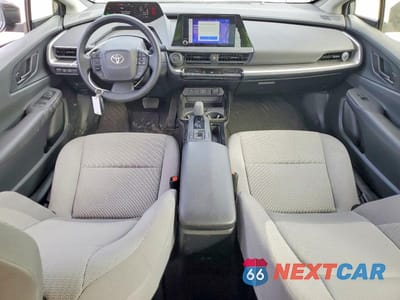 Zdjęcie 8 z 13 samochodu: 2023 TOYOTA PRIUS LE VIN:JTDADABU8P3005311 - miniatura