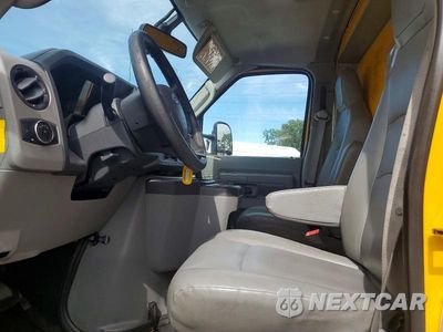 Zdjęcie 7 z 13 samochodu: 2022 FORD E350 BOX TRUCK VIN:1FDWE3FN4NDC04196 - miniatura