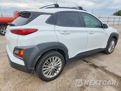 Trzecie zdjęcie samochodu z tyłu: 2021 HYUNDAI KONA SEL VIN:KM8K22AA3MU636587 - miniatura