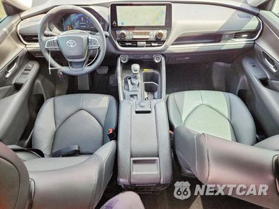 Zdjęcie 8 z 14 samochodu: 2026 TOYOTA GRAND HIGHLANDER XLE VIN:5TDABAA5XTS003519 - miniatura