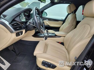 Zdjęcie 7 z 13 samochodu: 2016 BMW X5 XDR40E VIN:5UXKT0C51G0S77207 - miniatura