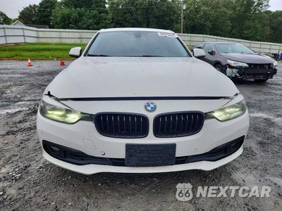 Piąte zdjęcie samochodu w środku: 2016 BMW 320 XI VIN:WBA8E5G56GNU19533 - miniatura