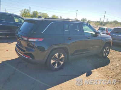 Trzecie zdjęcie samochodu z tyłu: 2025 JEEP GRAND CHEROKEE 4XE VIN:1C4RJYB61S8690334 - miniatura