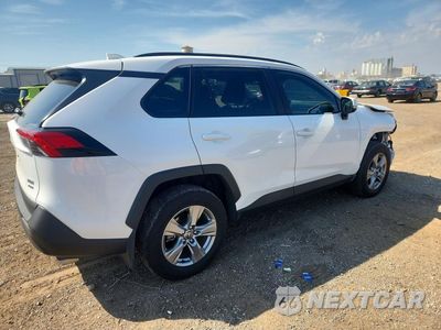 Trzecie zdjęcie samochodu z tyłu: 2025 TOYOTA RAV4 XLE VIN:2T3P1RFV3SW635506 - miniatura