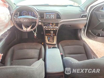 Zdjęcie 8 z 13 samochodu: 2020 HYUNDAI ELANTRA VALUE EDITION VIN:5NPD84LF5LH587000 - miniatura