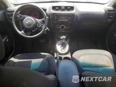 Zdjęcie 8 z 12 samochodu: 2017 KIA SOUL + VIN:KNDJP3A54H7477769 - miniatura