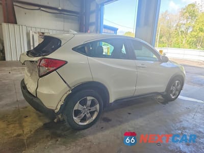 Trzecie zdjęcie samochodu z tyłu: 2019 HONDA HR-V LX VIN:3CZRU6H37KM728714 - miniatura