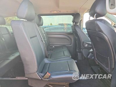 Zdjęcie 11 z 13 samochodu: 2016 MERCEDES-BENZ METRIS VIN:WD4PG2EE7G3139762 - miniatura