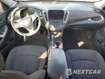 Zdjęcie 8 z 12 samochodu: 2020 CHEVROLET MALIBU LS VIN:1G1ZB5ST1LF013825 - miniatura