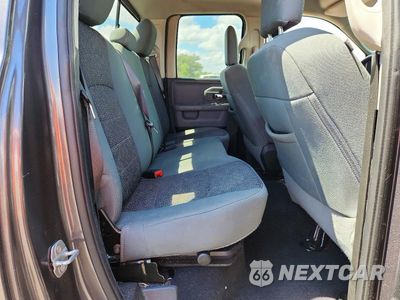 Zdjęcie 10 z 13 samochodu: 2019 RAM 1500 CLASSIC SLT VIN:1C6RR6GG5KS699787 - miniatura