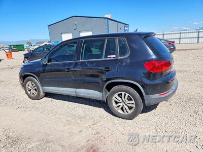 Drugie zdjęcie samochodu z przodu: 2012 VOLKSWAGEN TIGUAN S VIN:WVGAV7AX8CW525363 - miniatura