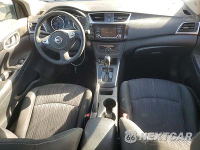 Zdjęcie 8 z 13 samochodu: 2018 NISSAN SENTRA SV VIN:3N1AB7AP7JY295563 - miniatura