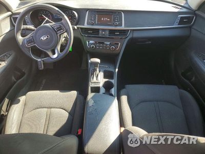 Zdjęcie 8 z 13 samochodu: 2017 KIA OPTIMA LX VIN:5XXGT4L37HG168358 - miniatura