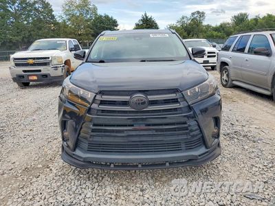 Piąte zdjęcie samochodu w środku: 2017 TOYOTA HIGHLANDER SE VIN:5TDJZRFH9HS375826 - miniatura