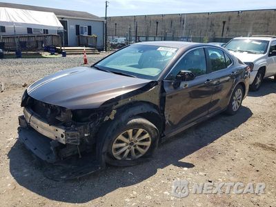 2018 TOYOTA CAMRY LE 4T1B11HK4JU578075 - główne zdjęcie licytacji z USA - miniatura