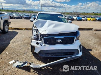 Piąte zdjęcie samochodu w środku: 2020 KIA SORENTO LX VIN:5XYPGDA39LG680523 - miniatura