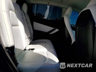 Zdjęcie 10 z 12 samochodu: 2020 TESLA MODEL Y VIN:5YJYGDEE8LF021730 - miniatura