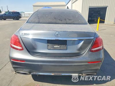 Zdjęcie 6 z 13 samochodu: 2019 MERCEDES-BENZ E 300 VIN:WDDZF4JB7KA523144 - miniatura