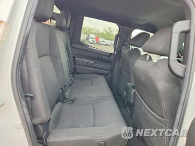 Zdjęcie 10 z 12 samochodu: 2024 TOYOTA TACOMA SR VIN:3TYKD5HN2RT000980 - miniatura