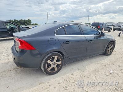 Trzecie zdjęcie samochodu z tyłu: 2012 VOLVO S60 T5 VIN:YV1622FS2C2138201 - miniatura