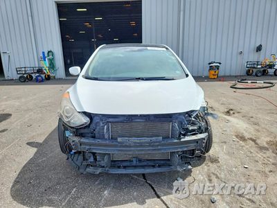Piąte zdjęcie samochodu w środku: 2016 HYUNDAI ELANTRA GT BASE VIN:KMHD35LH8GU316087 - miniatura