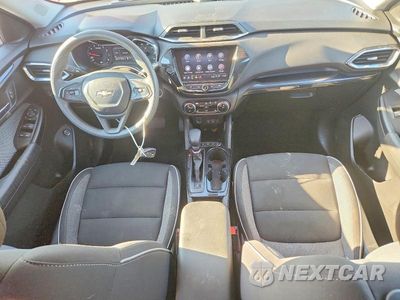 Zdjęcie 8 z 13 samochodu: 2021 CHEVROLET TRAILBLAZER LT VIN:KL79MPSL9MB069756 - miniatura
