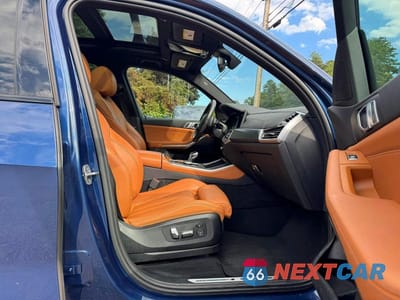 Piąte zdjęcie samochodu w środku: 2022 BMW X5 XDRIVE45E VIN:5UXTA6C01N9J65730 - miniatura