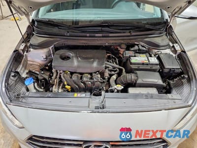 Zdjęcie 11 z 12 samochodu: 2019 HYUNDAI ACCENT SEL VIN:3KPC24A38KE057631 - miniatura