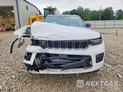 Piąte zdjęcie samochodu w środku: 2024 JEEP GRAND CHEROKEE L OVERLAND VIN:1C4RJKDG4R8540716 - miniatura