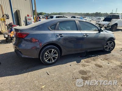 Trzecie zdjęcie samochodu z tyłu: 2023 KIA FORTE LXS VIN:3KPF24ADXPE682156 - miniatura