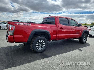 Trzecie zdjęcie samochodu z tyłu: 2021 TOYOTA TACOMA TRD OFF-ROAD VIN:3TMDZ5BN6MM118134 - miniatura