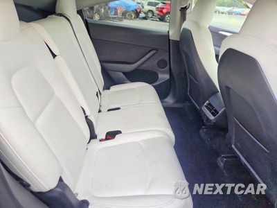 Zdjęcie 10 z 13 samochodu: 2023 TESLA MODEL Y VIN:7SAYGAEEXPF779480 - miniatura