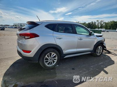 Trzecie zdjęcie samochodu z tyłu: 2017 HYUNDAI TUCSON SE VIN:KM8J3CA44HU388395 - miniatura