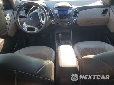 Zdjęcie 8 z 13 samochodu: 2012 HYUNDAI TUCSON GLS VIN:KM8JU3AC7CU349894 - miniatura
