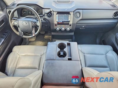 Zdjęcie 8 z 12 samochodu: 2020 TOYOTA TUNDRA SR VIN:5TFTY5F17LX011219 - miniatura