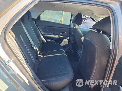 Zdjęcie 10 z 12 samochodu: 2023 HYUNDAI ELANTRA SEL VIN:KMHLM4AGXPU586144 - miniatura