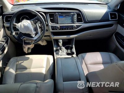 Zdjęcie 8 z 14 samochodu: 2015 TOYOTA HIGHLANDER XLE VIN:5TDKKRFH5FS071110 - miniatura