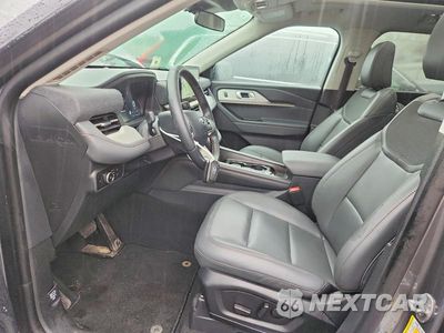 Zdjęcie 7 z 13 samochodu: 2026 FORD EXPLORER ACTIVE VIN:1FMUK8DH3TGA30529 - miniatura