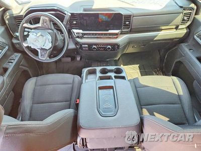 Zdjęcie 8 z 12 samochodu: 2023 CHEVROLET SILVERADO C1500 LT VIN:2GCPACED9P1111119 - miniatura