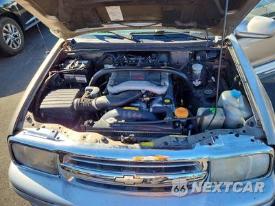 Zdjęcie 11 z 12 samochodu: 2002 CHEVROLET TRACKER LT VIN:2CNBE634226935084 - miniatura