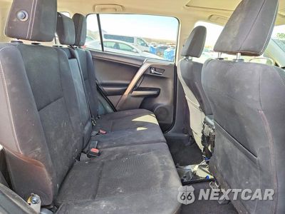 Zdjęcie 11 z 14 samochodu: 2018 TOYOTA RAV4 XLE VIN:JTMRFREV5JD229198 - miniatura