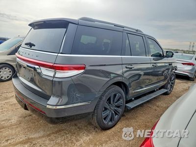 Trzecie zdjęcie samochodu z tyłu: 2024 LINCOLN NAVIGATOR BLACK LABEL VIN:5LMJJ2TG1REL12181 - miniatura