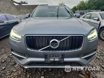 Piąte zdjęcie samochodu w środku: 2018 VOLVO XC90 T6 VIN:YV4A22PK0J1208177 - miniatura