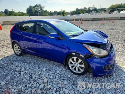 Czwarte zdjęcie samochodu z boku: 2013 HYUNDAI ACCENT SE VIN:KMHCU5AE1DU061974 - miniatura